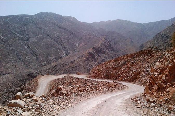4WD Mountain Safari in Sultanat of Oman from Dubai 4WD Mountain Safari in Sultanat of Oman from Dubai