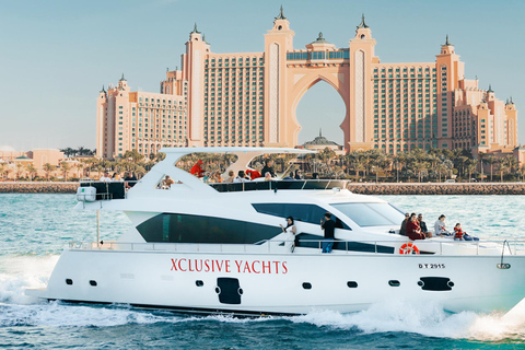 Dubai Marina: jachttocht met optioneel ontbijt of barbecue