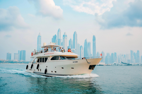 Dubai Marina Yacht Tour: Ain Wheel, JBR & haven in 1 uur