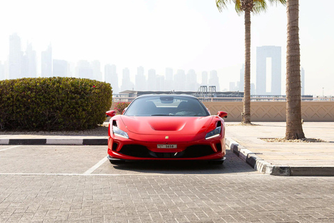 Dubai: Ferrari F8 Spider 1 dag huren, geen borg vereist