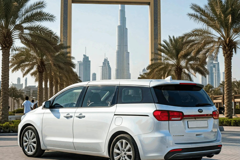 Dubai of Abu Dhabi: hele dag privétransfer met chauffeur