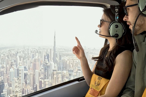 Dubai: Helikoptervlucht, wandeltour door de oude stad, Abra & Snacks