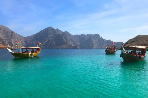 Van Dubai-RAK: Khasab Cruise -Dolfijnen kijken & snorkelen