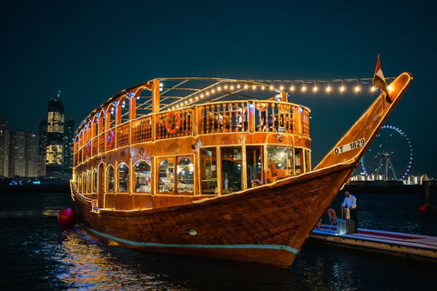 Dubai: Scenic Dhow Cruise met buffetdiner en live shows