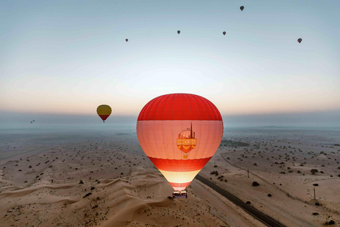 Dubai: Luchtballon, woestijnsafari en tocht per quad