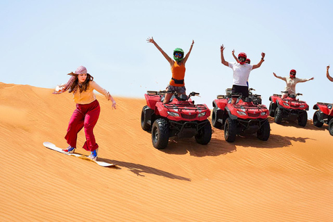 Dubai: sandboarden, kamelenrit en dunebashing in de Rode Woestijn