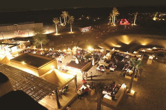 Dineren bij Al Sahra Desert met vervoer vanuit Dubai Dineren bij Al Sahra Desert met vervoer vanuit Dubai