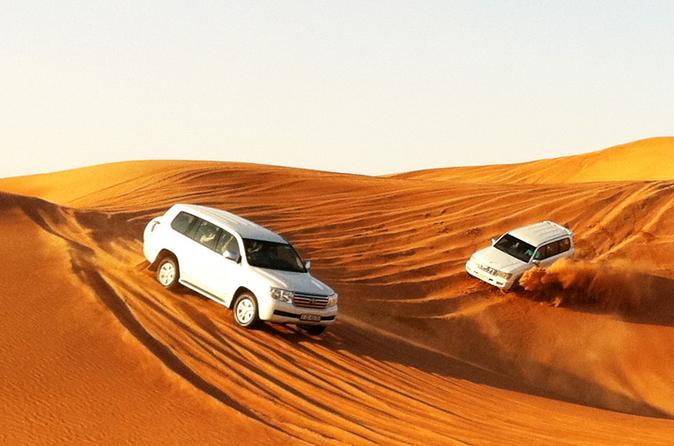 Dubai Desert Safari Tour with BBQ Dinner and Entertainment Dubai Desert Safari Tour with BBQ Dinner and Entertainment