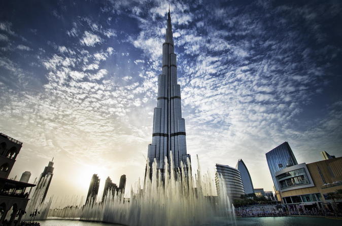 Sightseeing-dagtour naar Dubai inclusief lunch bij de Muzikale Fonteinen Sightseeing-dagtour naar Dubai inclusief lunch bij de Muzikale Fonteinen